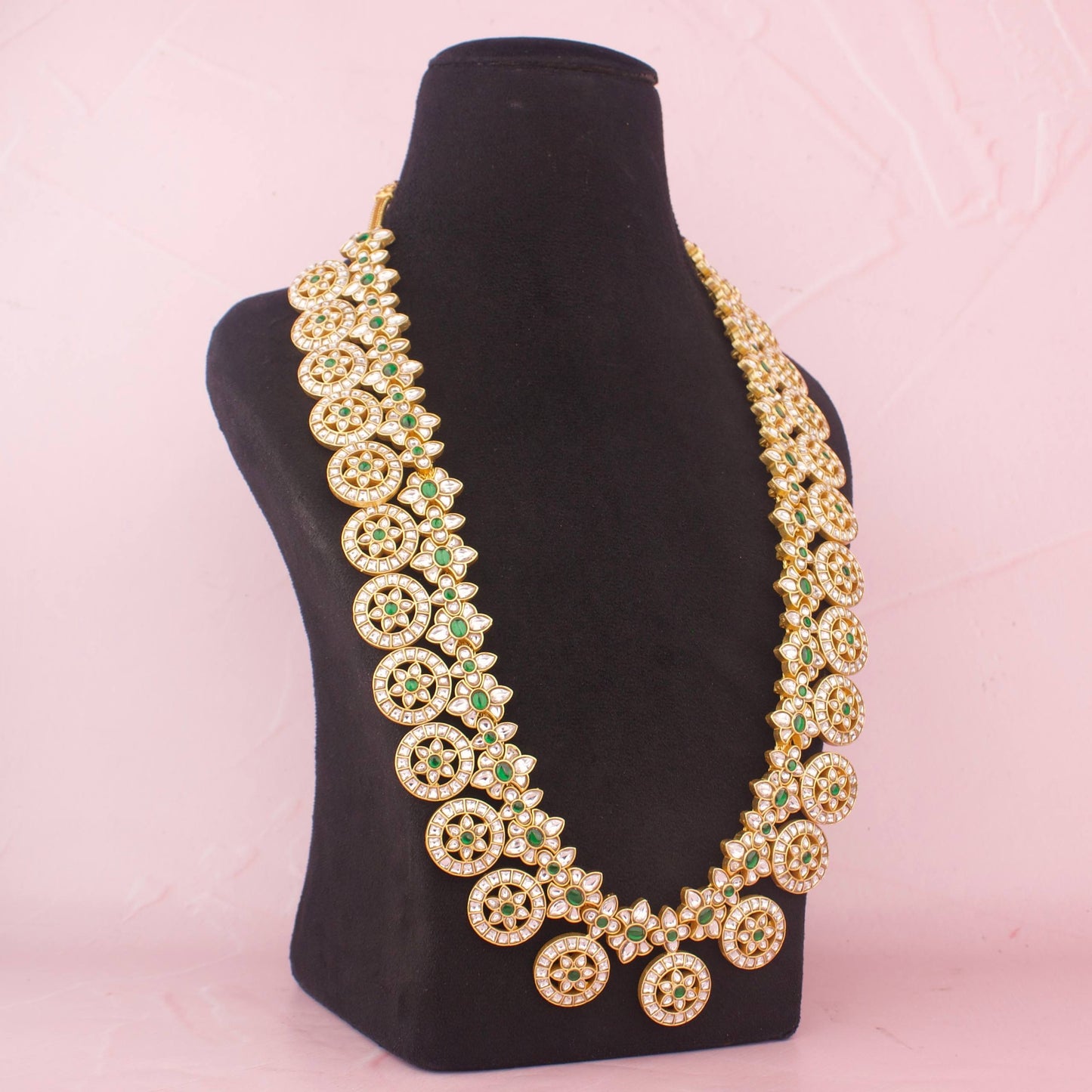 Premium South Indian Bottumala Necklace With Green Stone Detailing