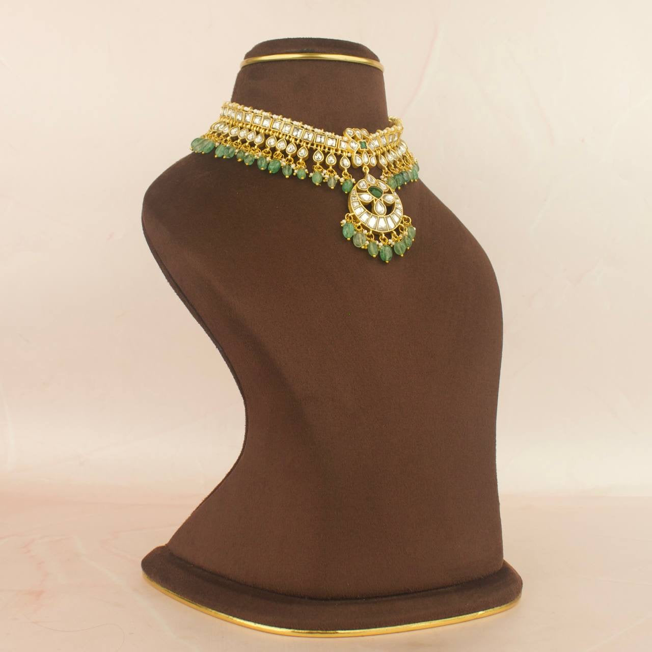 Captivating Floral Design Locket Jadau Kundan Choker