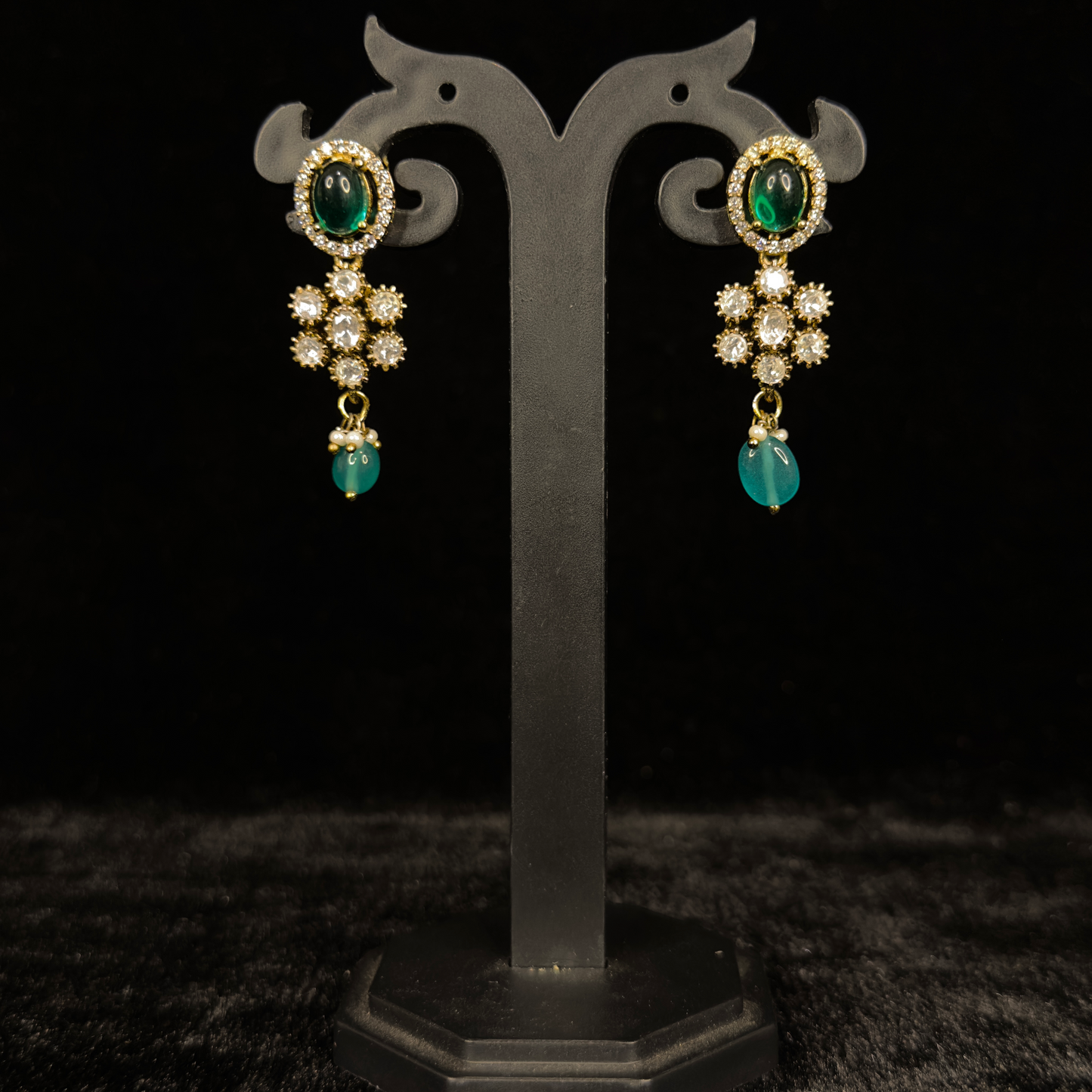 Floral Victorian beads Necklace with earrings