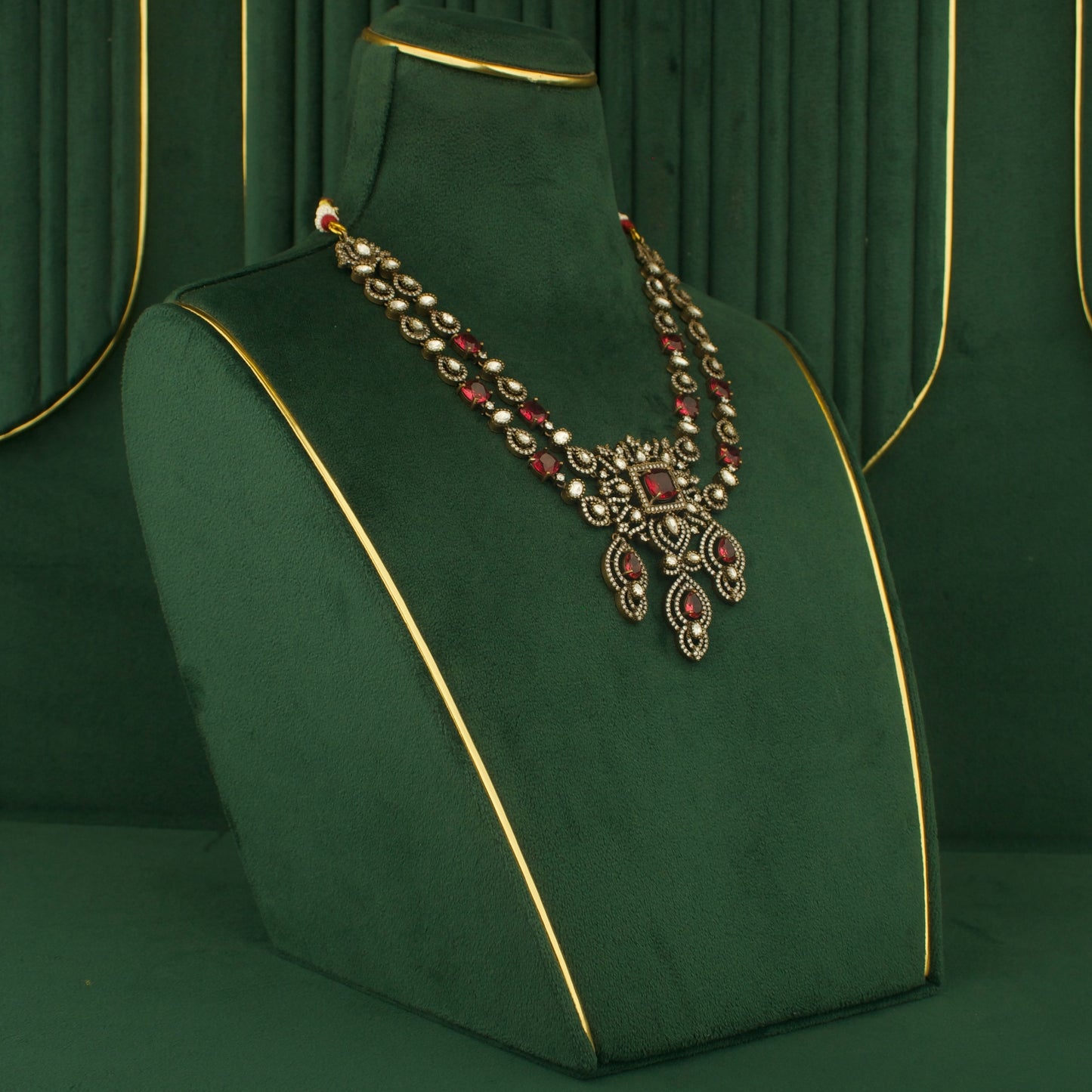 Radiant Design Fusion Kundan & Polki Victorian Short Necklace Set