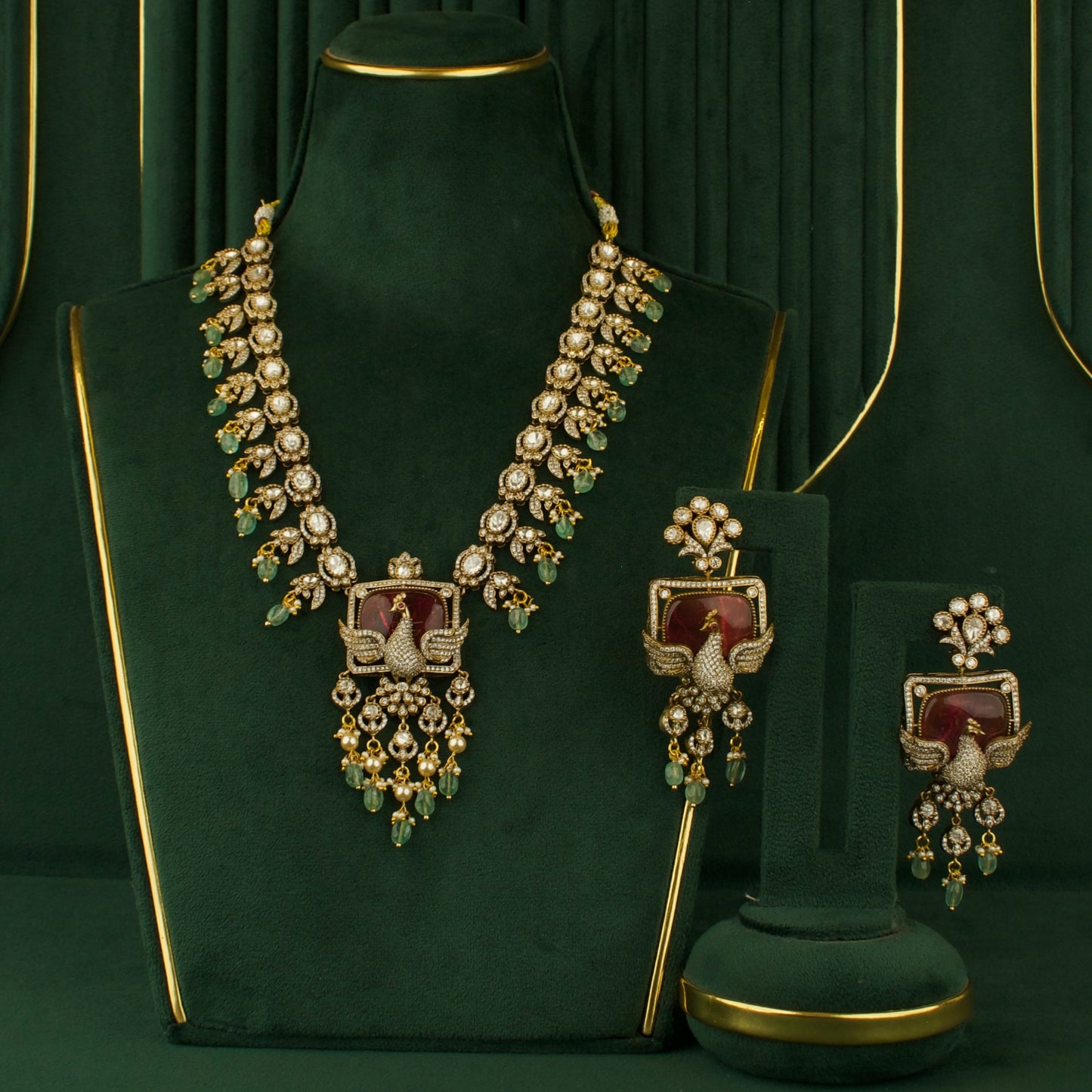 Grand intricate Design Fusion Kundan & Polki Victorian Necklace with Matching Earrings