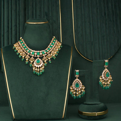 Emerald Victorian Polki Necklace Set With Earrings