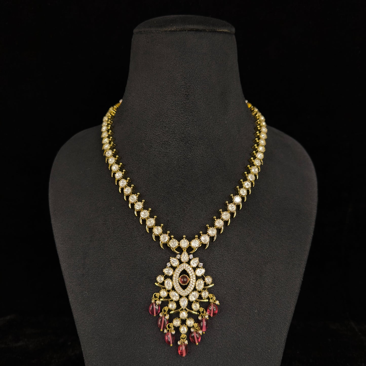 Victorian AD Necklace with push back earrings