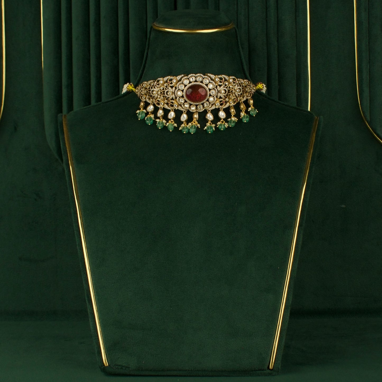 Exquisite Fusion Kundan & Polki Victorian Choker With Matching Earrings