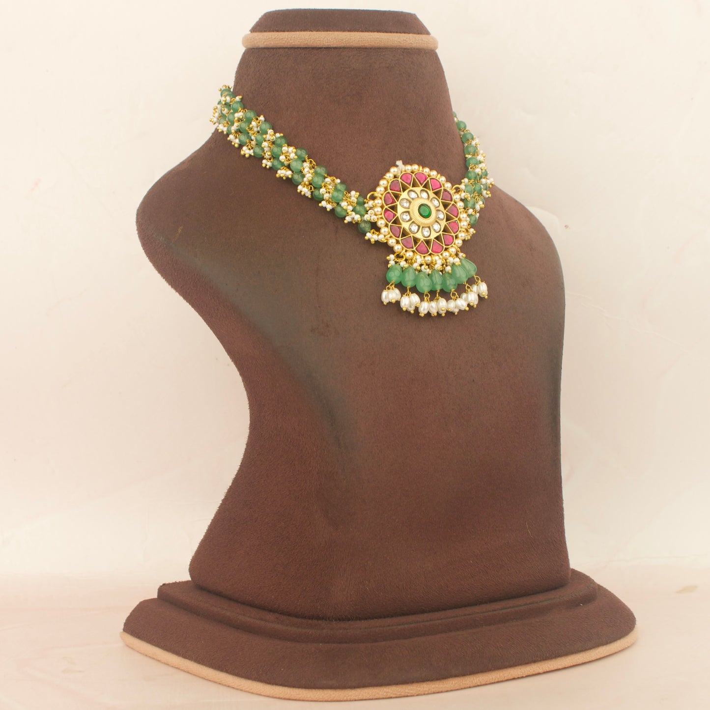 Charming Jadau Kundan Beads Choker