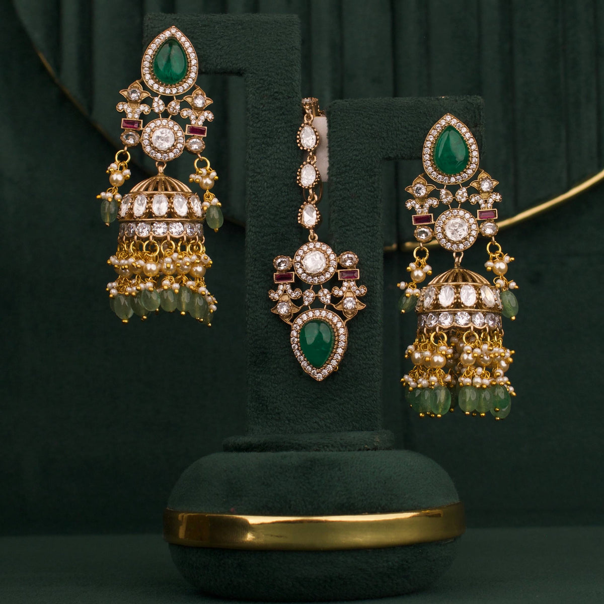 Handcrafted detail view of Moissanite Victorian Choker Set with maang tikka & earrings jewelry piece