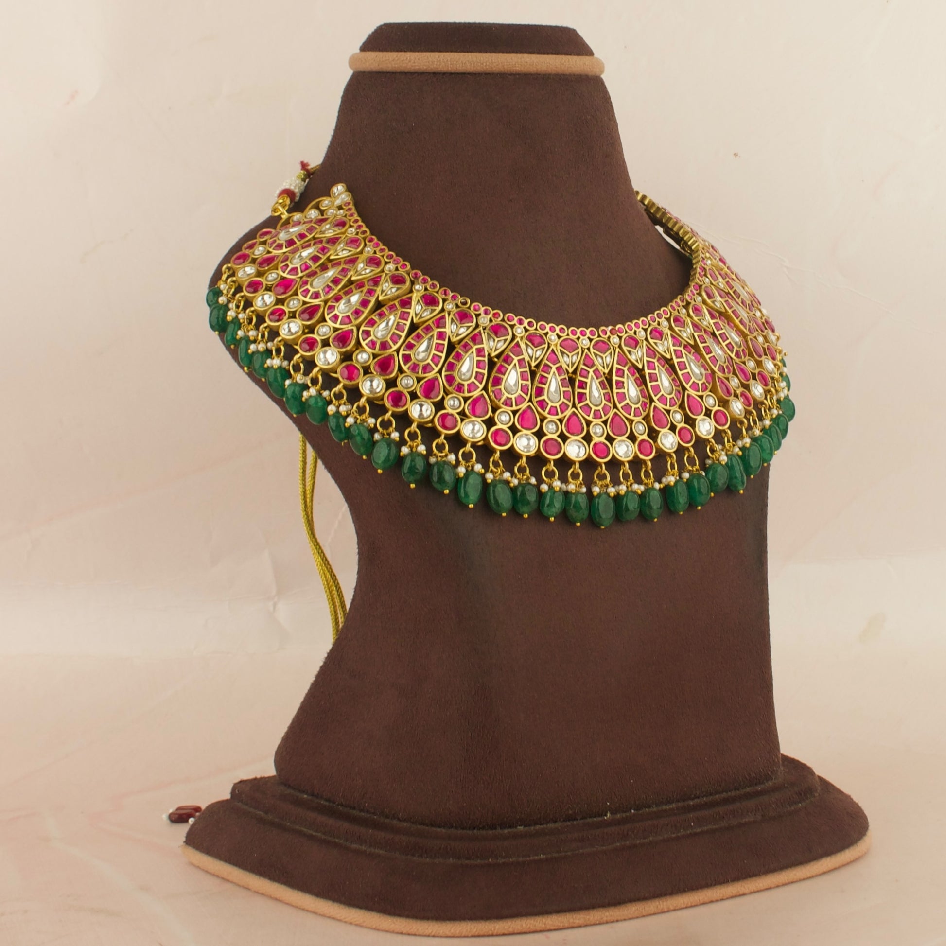 Bridal Glorious Design Jadau Kundan Short Necklace with Green Beads