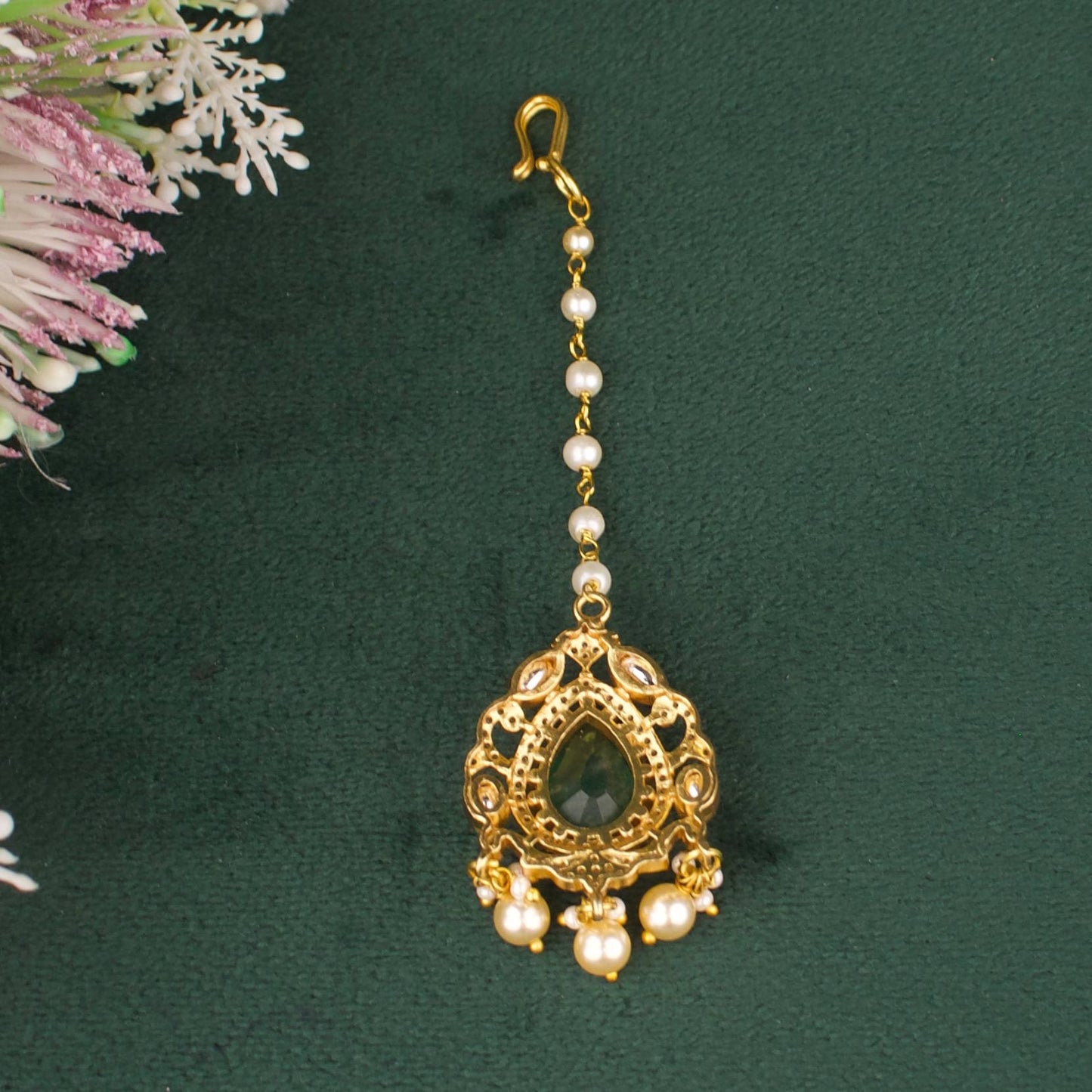 Victorian Choker Necklace set With Earrings And Maang Tikka