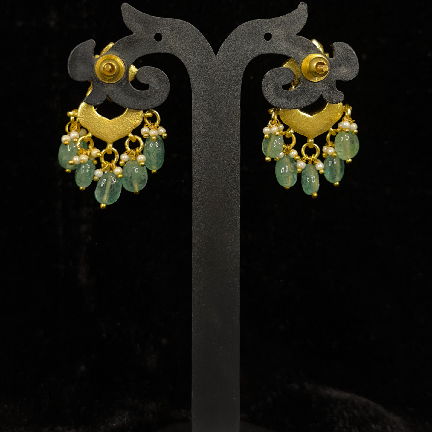 Elegant Small Jadau Kundan Chandbali in White