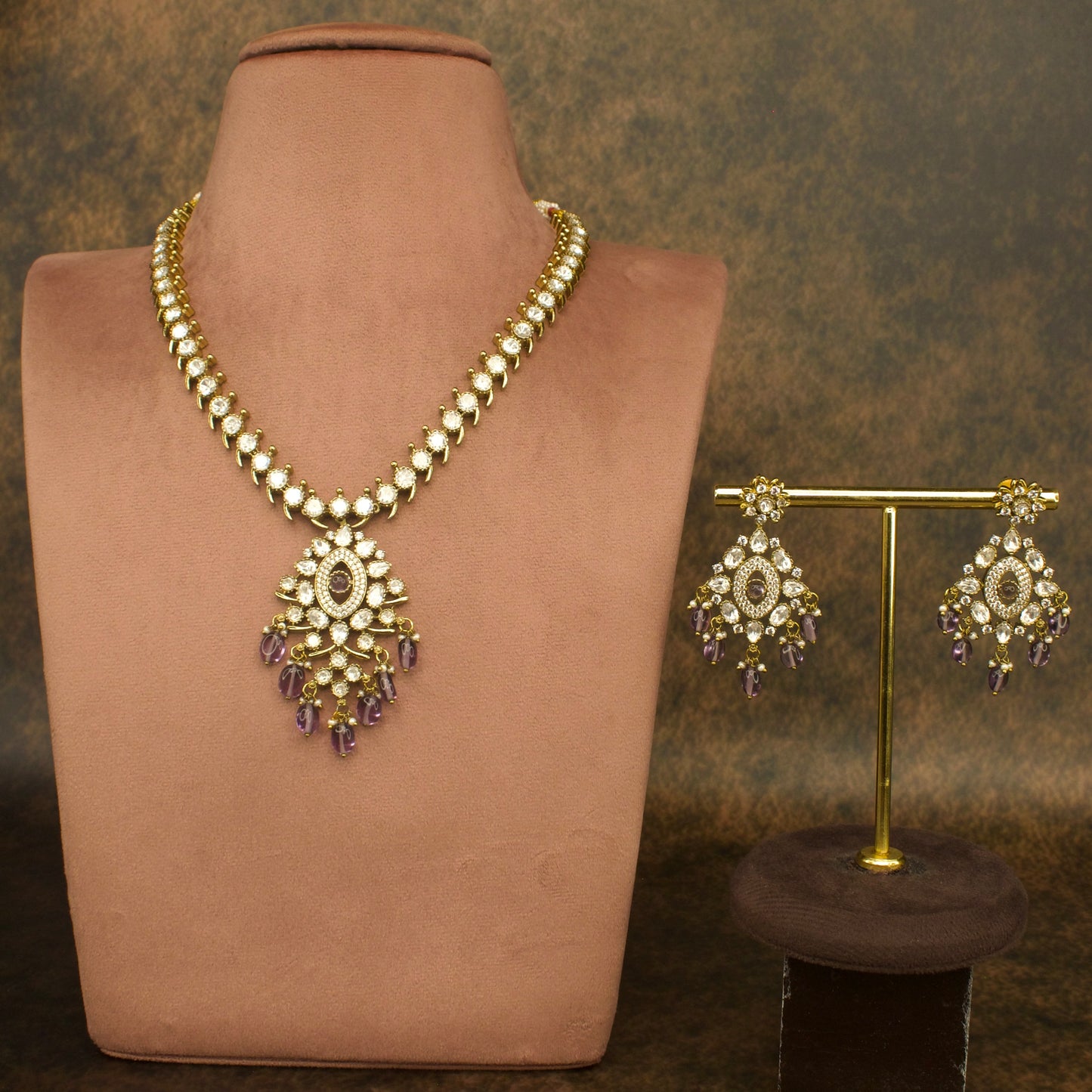 Victorian AD Necklace with push back earrings