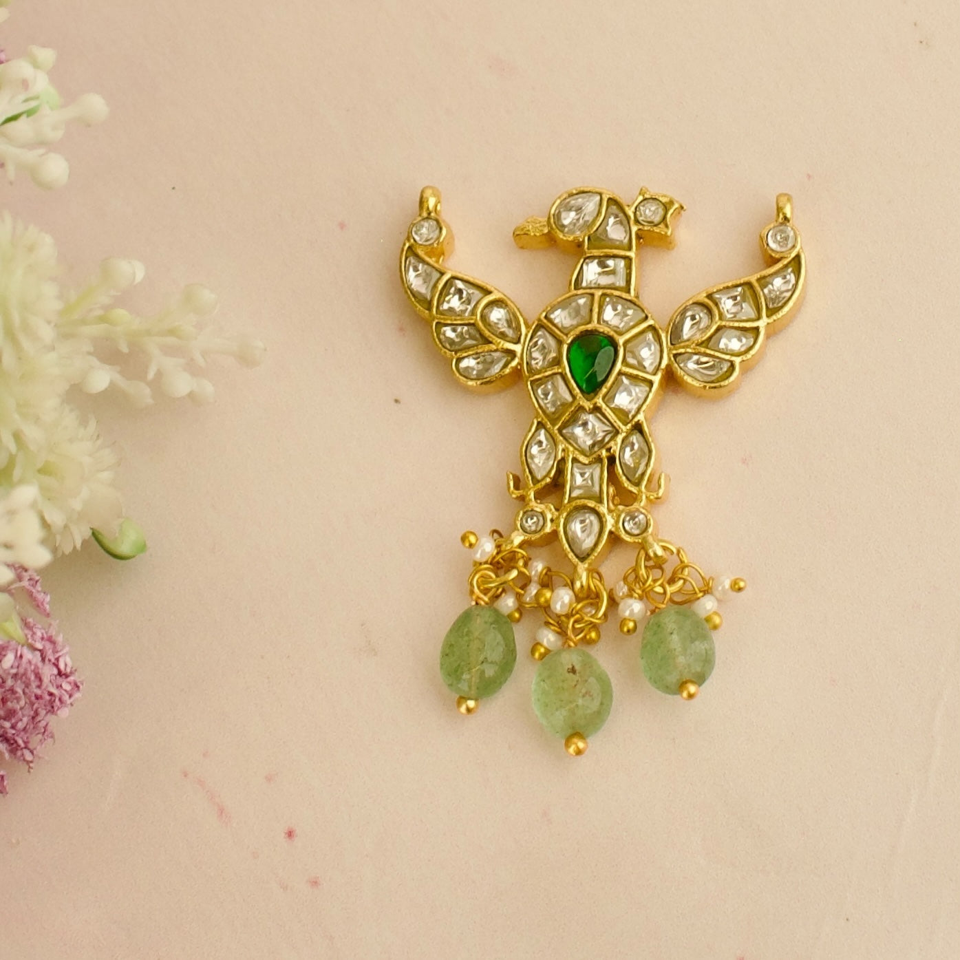 Elegant Design Jadau Kundan Locket