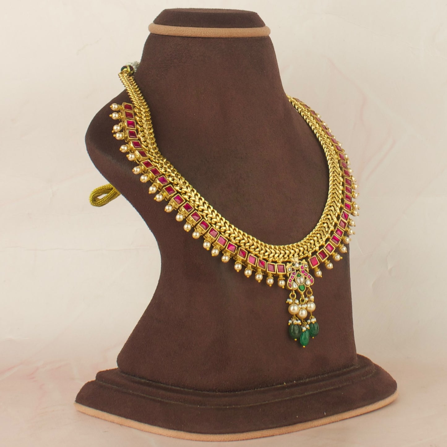 Statement Design Jadau Kundan jalebi necklace