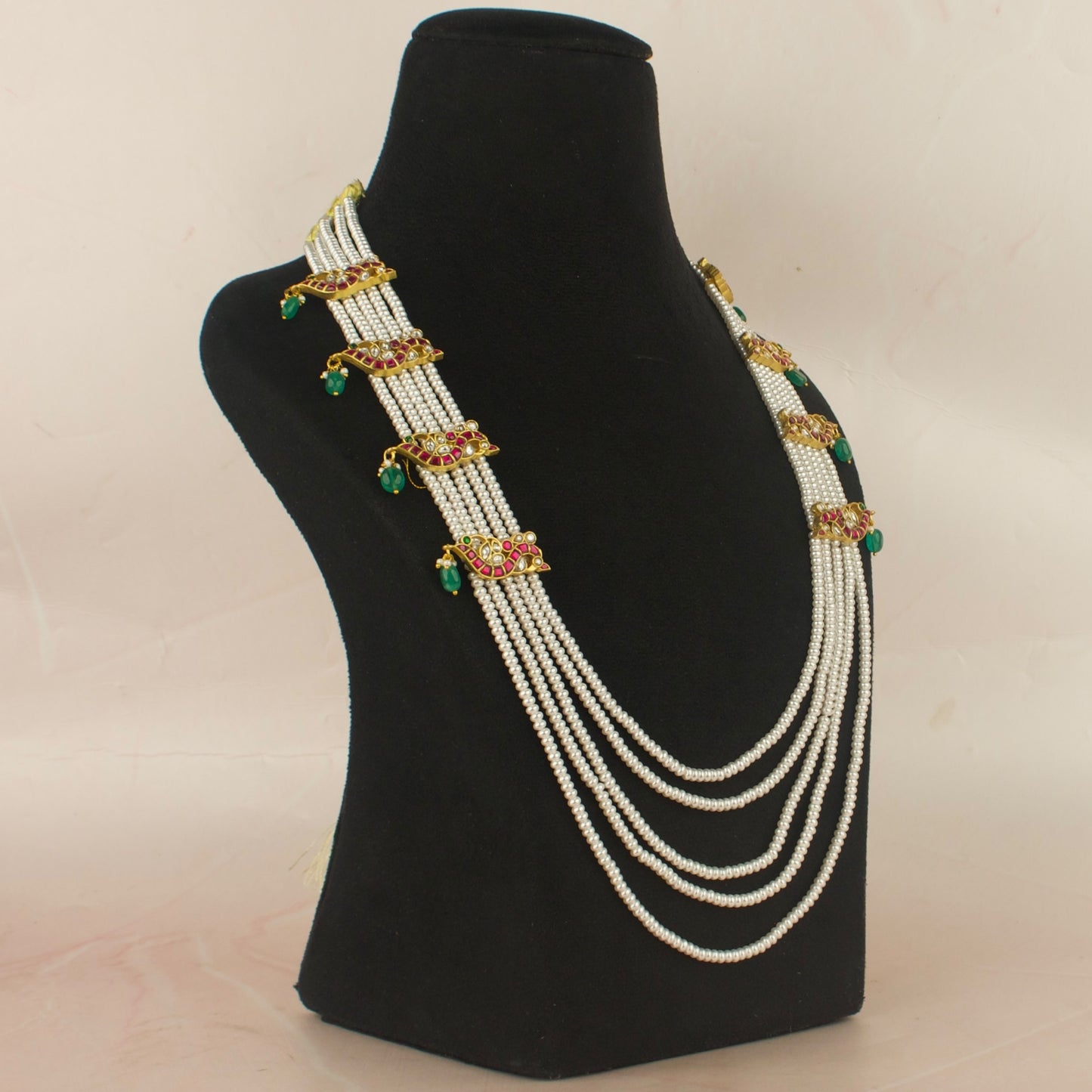 Stunning Pearl Mala With Jadau Kundan Side Lockets