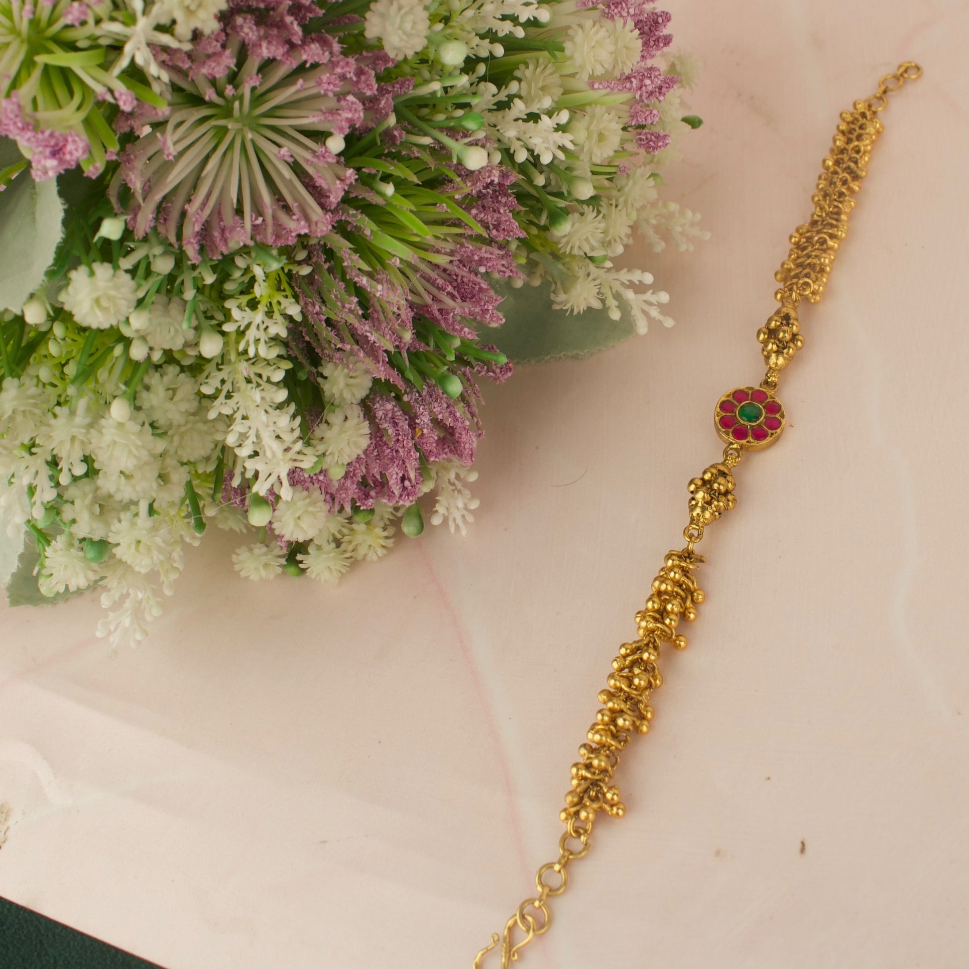 Captivating Floral Design Jadau Kundan Bas-let with Gold beads