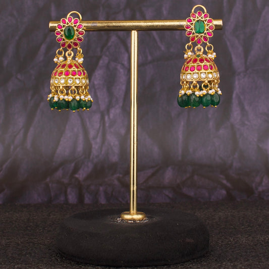 Fabulous Jadau Kundan Kundan Earrings