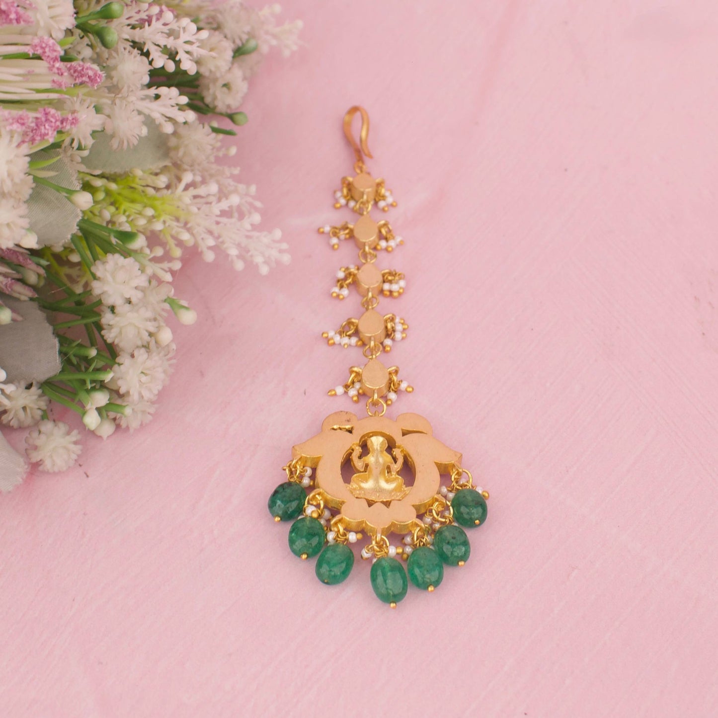 Royal Goddess Lakshmi Jadau Kundan Maang Tikka With Green Drops