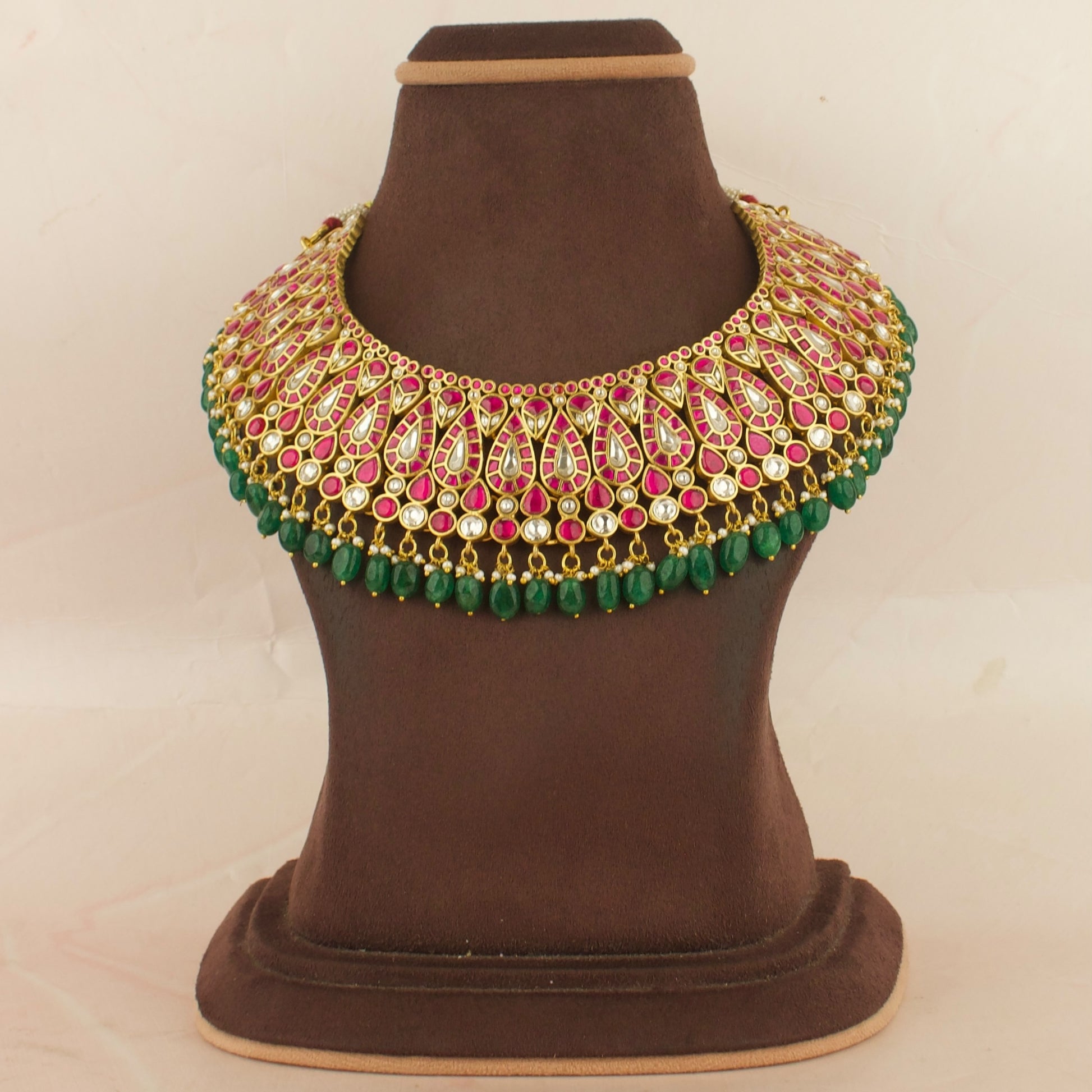 Bridal Glorious Design Jadau Kundan Short Necklace with Green Beads