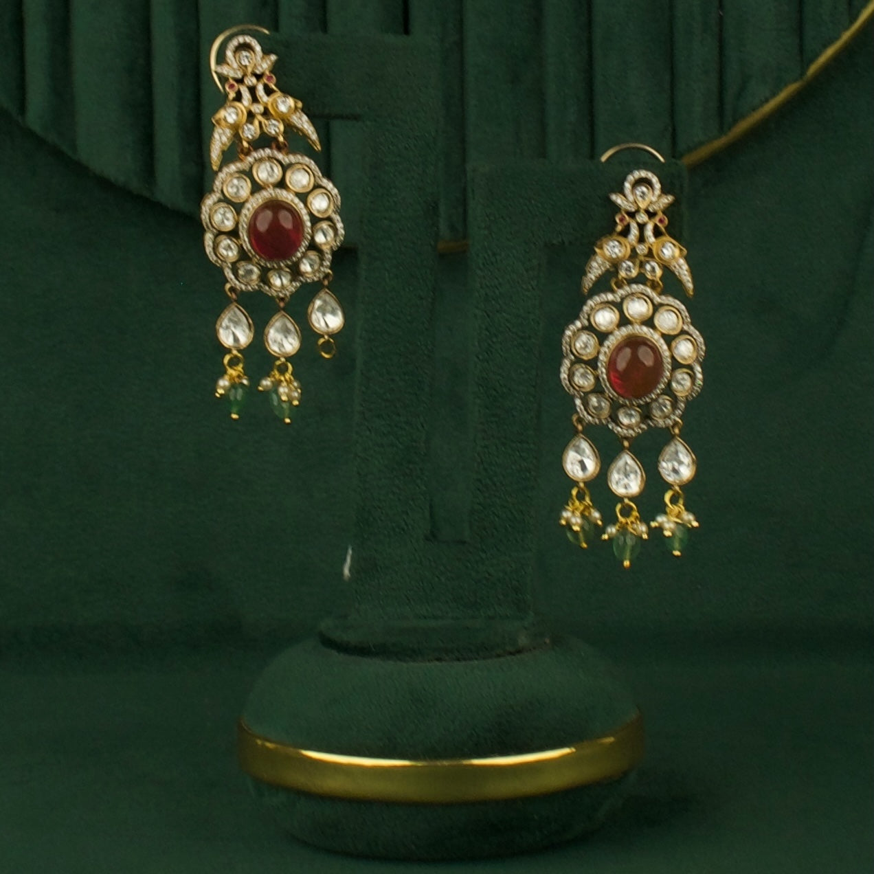 Exquisite Fusion Kundan & Polki Victorian Choker With Matching Earrings