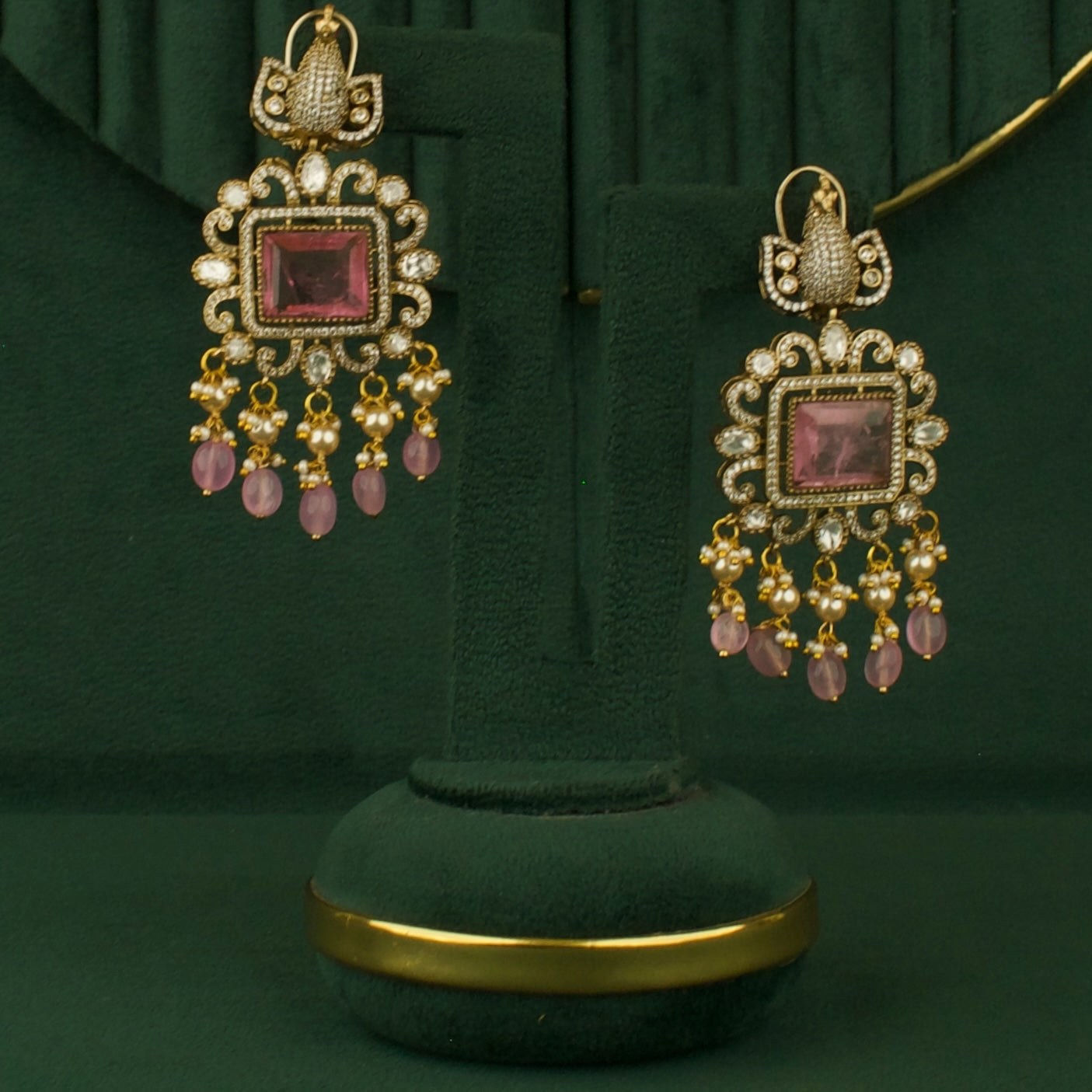 Bridal Captivating Design Fusion Kundan & Polki Victorian Necklace with Matching Earrings