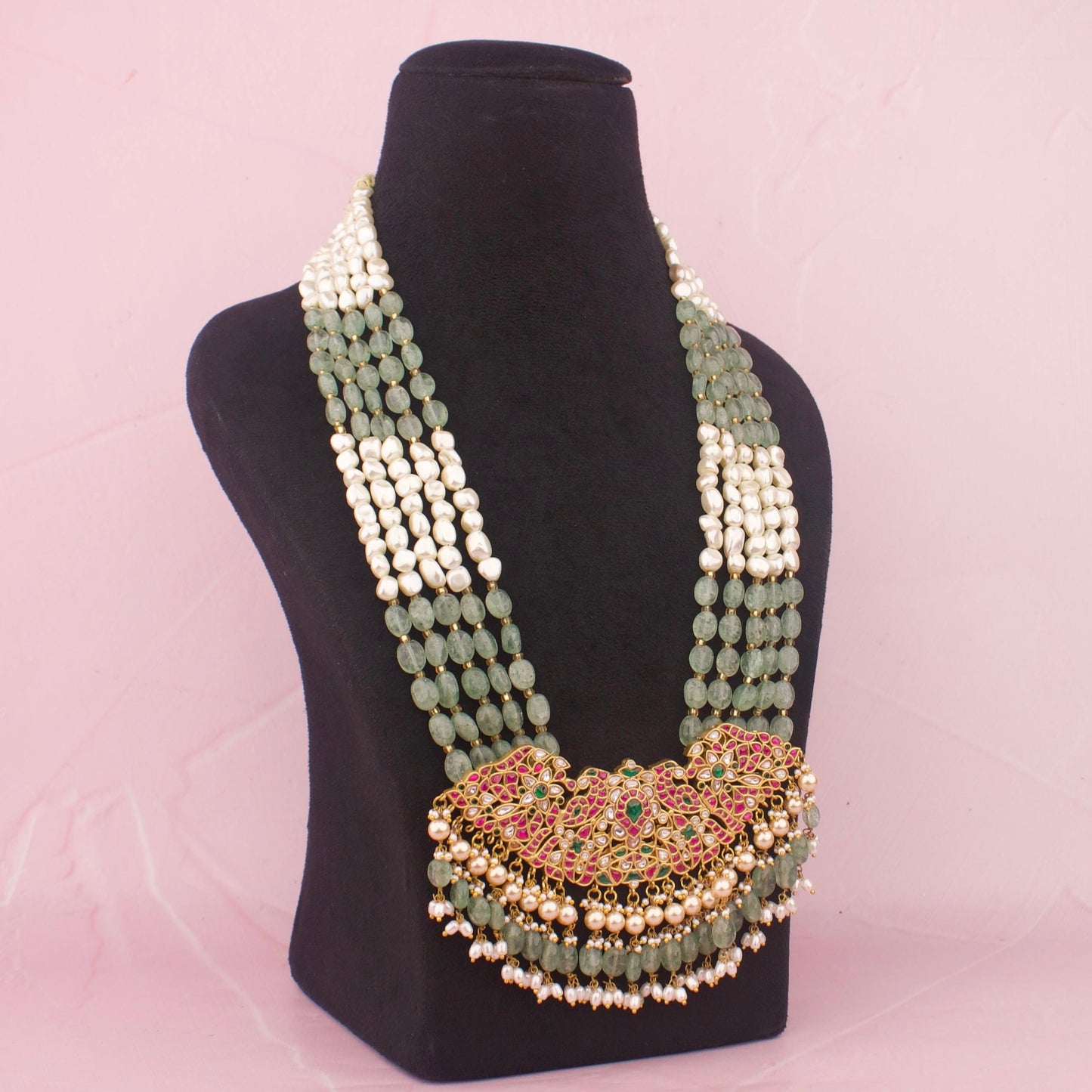 Close-Up Detail View of Jadau Kundan Beads Pearl Haram | Dulhan Jewels
