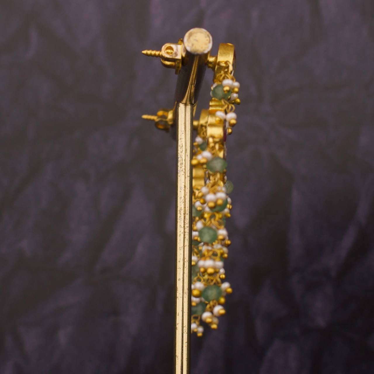 Sleek Jadau Kundan Hang Earrings