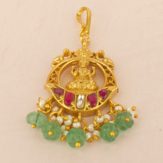 Laximi Devi Jadau Kundan Maangtika