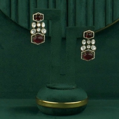 Antique Victorian Necklace with Polki Kundan Stones and earrings