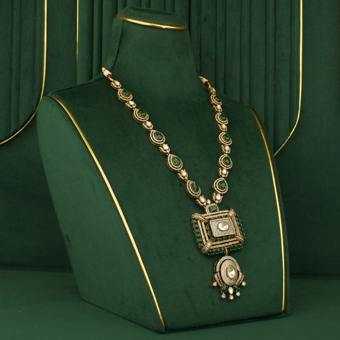 Sleek Design Fusion Kundan & Polki Victorian Long Necklace Set