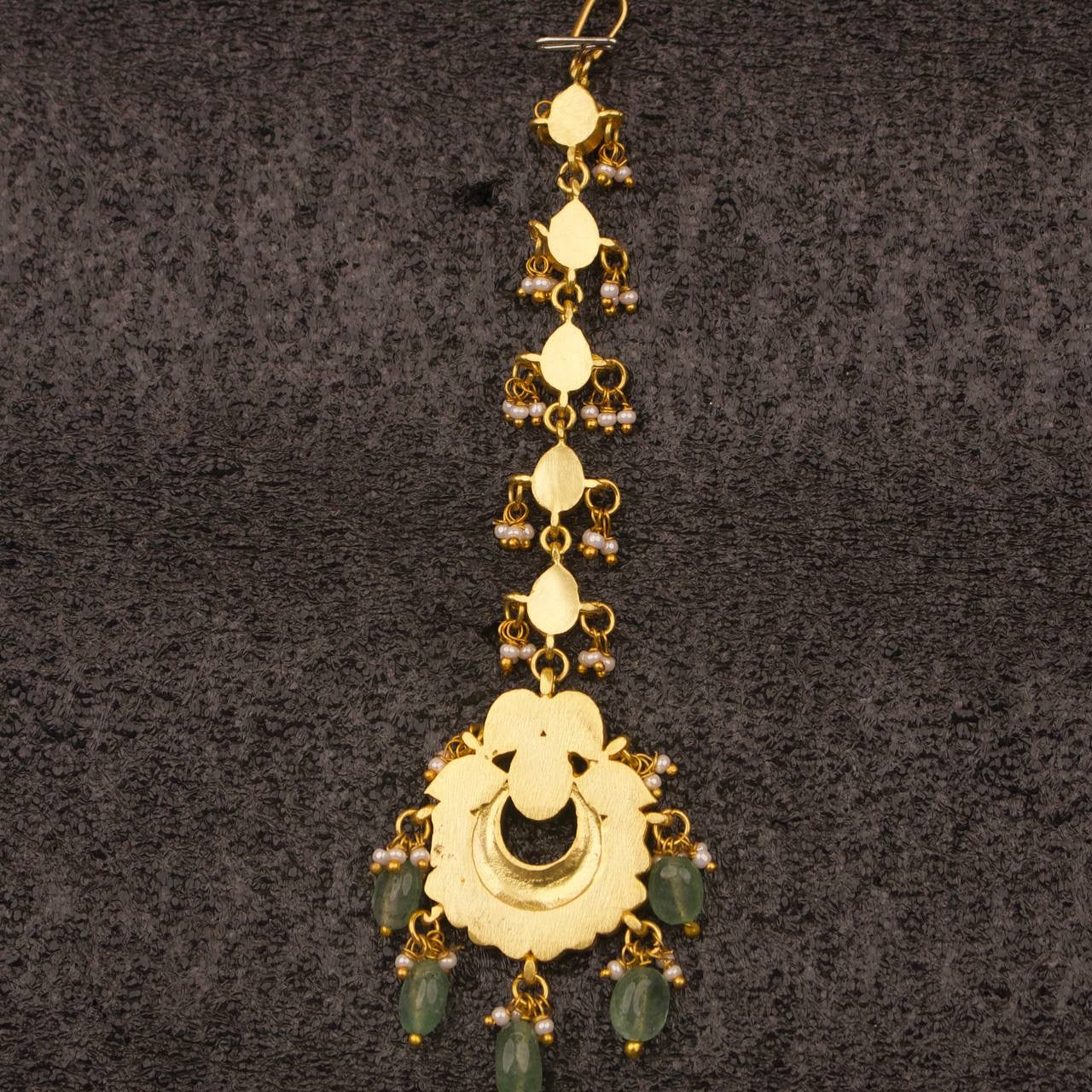 Sleek Gold Design Jadau Kundan Maangtika