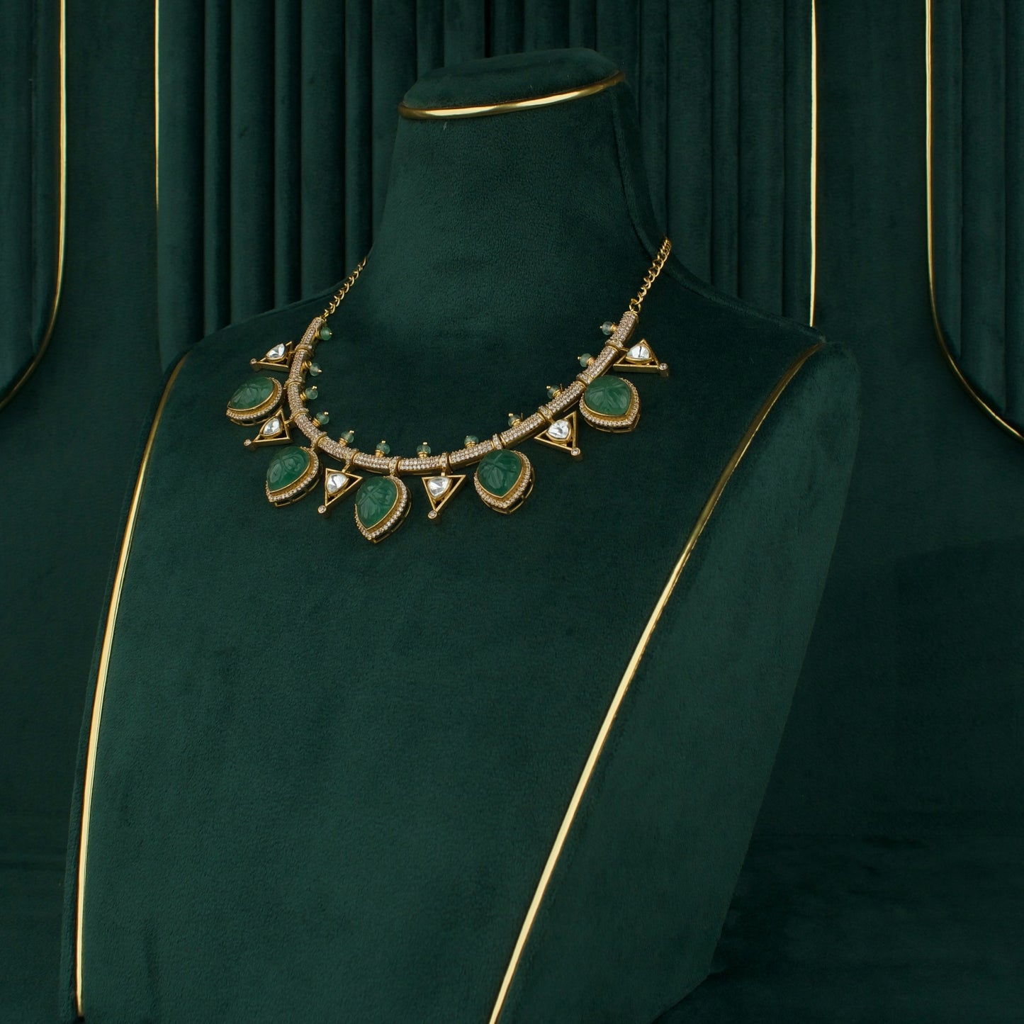 Enchanting Leaf Motif Victorian Polki Necklace Set