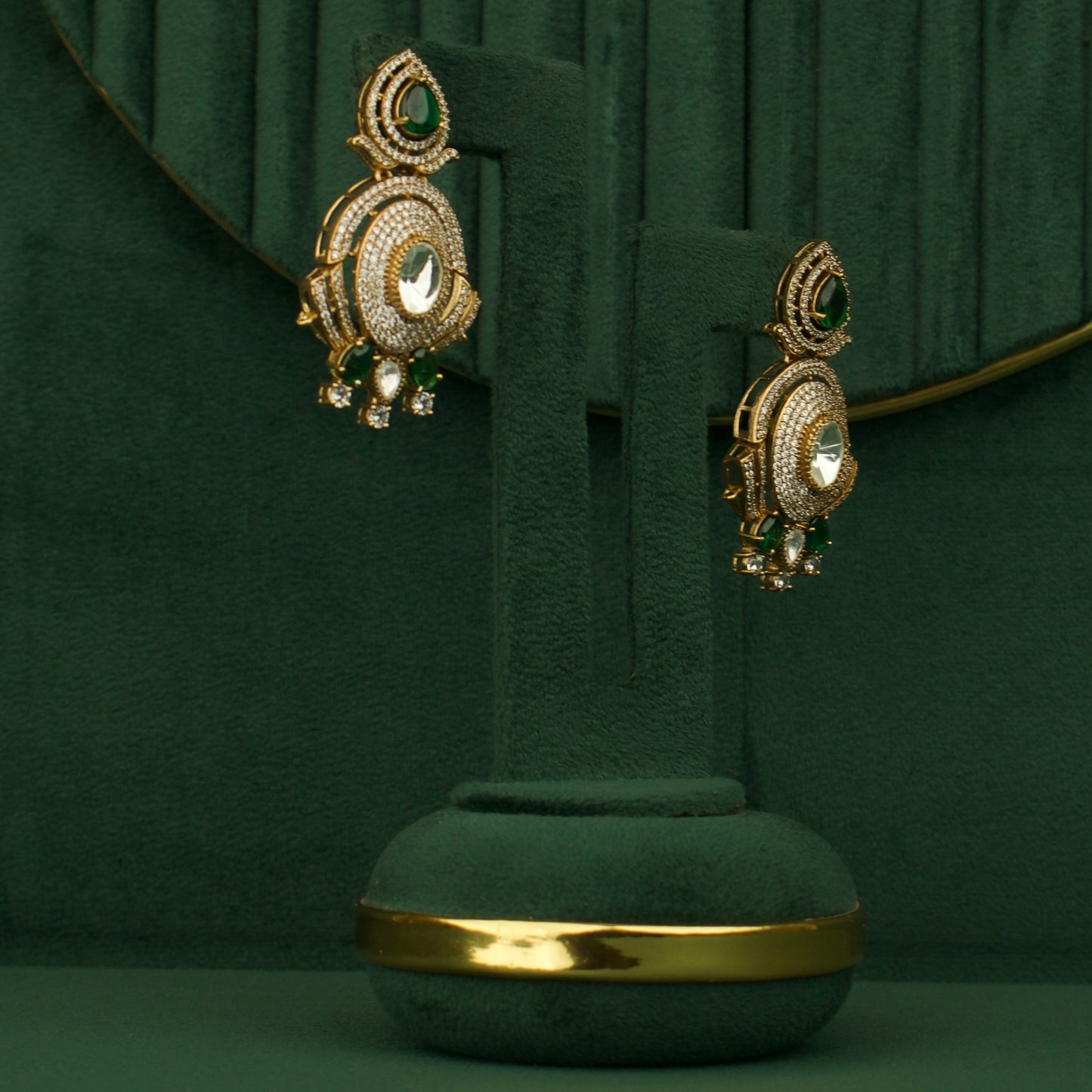 Sleek Design Fusion Kundan & Polki Victorian Long Necklace Set