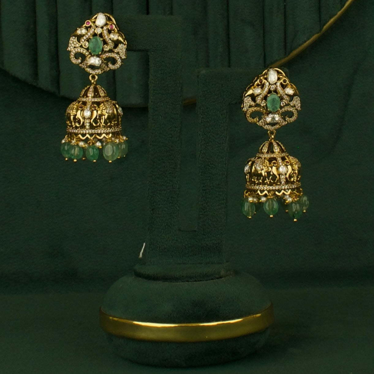 Glorious Fusion Kundan & Polki Victorian Necklace with Matching Earrings