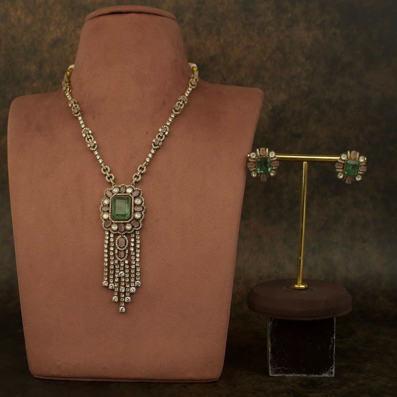 Elegant Victorian Cz Necklace With Studs