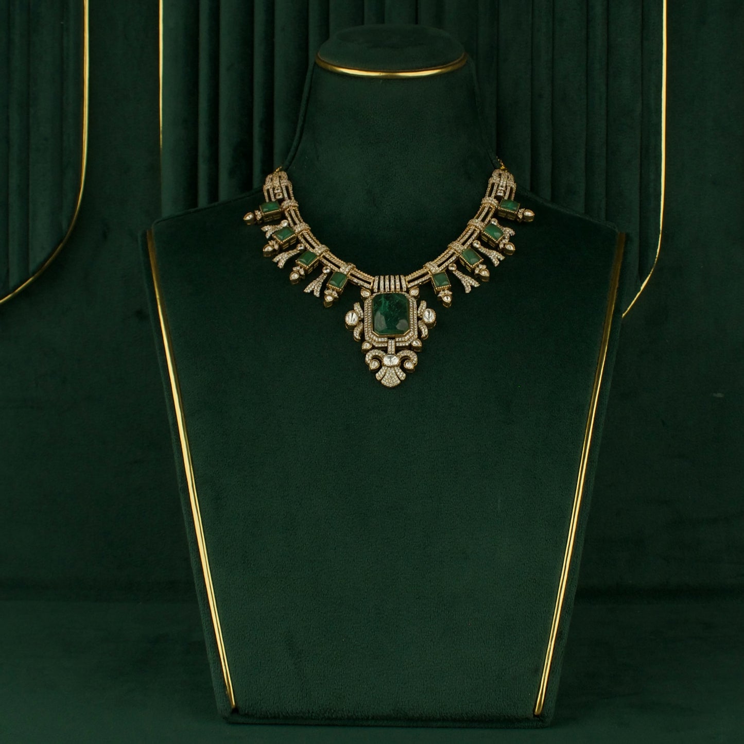 Voguish Design Polki Victorian Necklace Seth