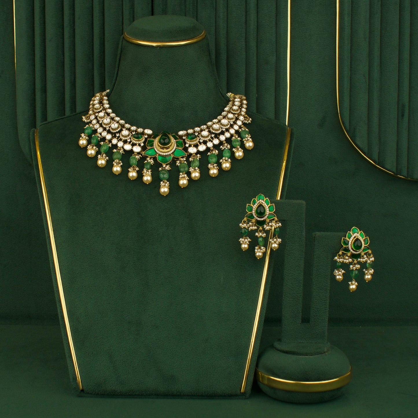 Graceful Victorian Fusion Kundan Polki Necklace With Earrings