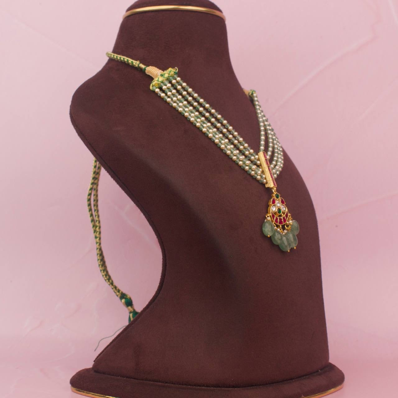 Elegant Beads Chain Necklace With Jadau Kundan Locket