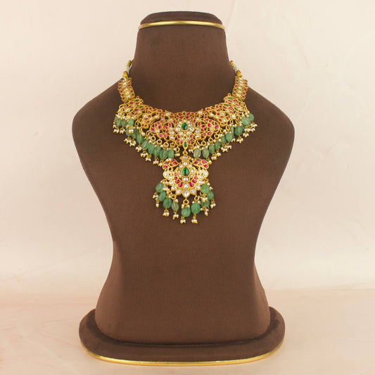 Sleek Jadau Kundan Short Necklace With Locket