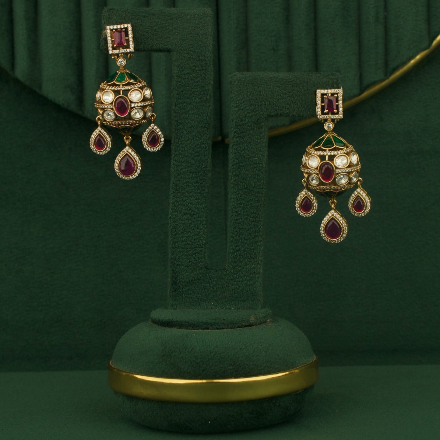 Designer Fusion Kundan & Polki Victorian Necklace with Matching Earrings