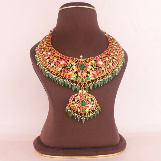 Bridal JAdau Kundan Necklace WIth Strawberry Beads As Hangings - DULHAN JEWELS