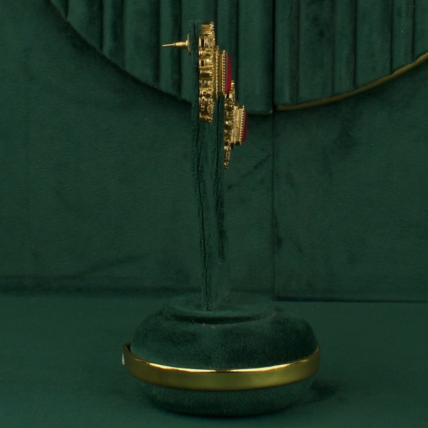 Royal Elegance Design Polki Victorian Necklace with Matching Earrings