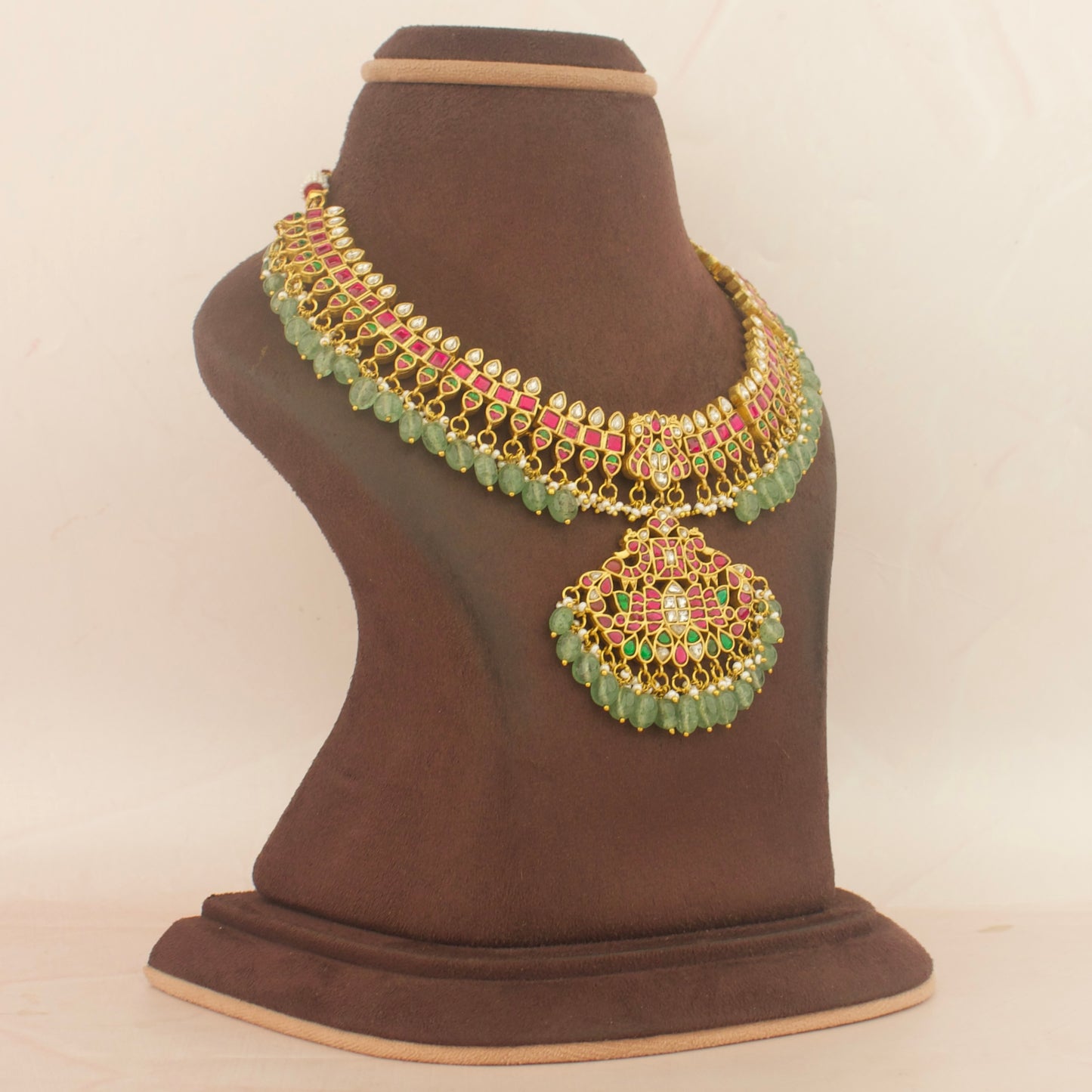 Alluring New Jadau Kundan Flexible Short Necklace and Green Beads As Droplets