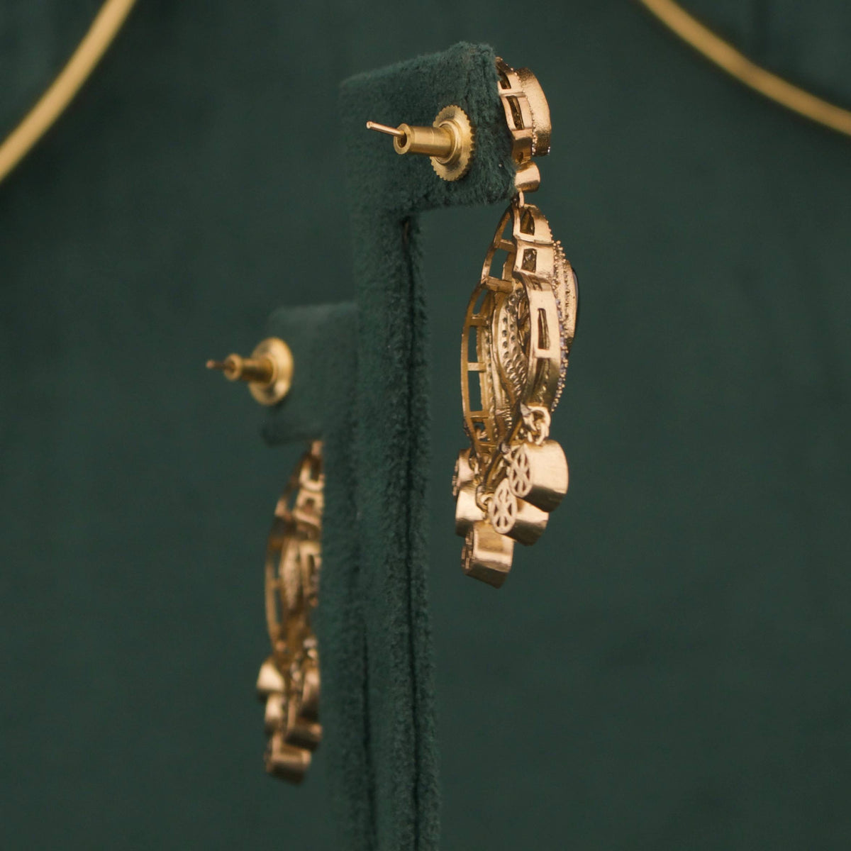 Traditional Polki Mehandi Victorian Choker Set With Matching Earrings And Maangtika