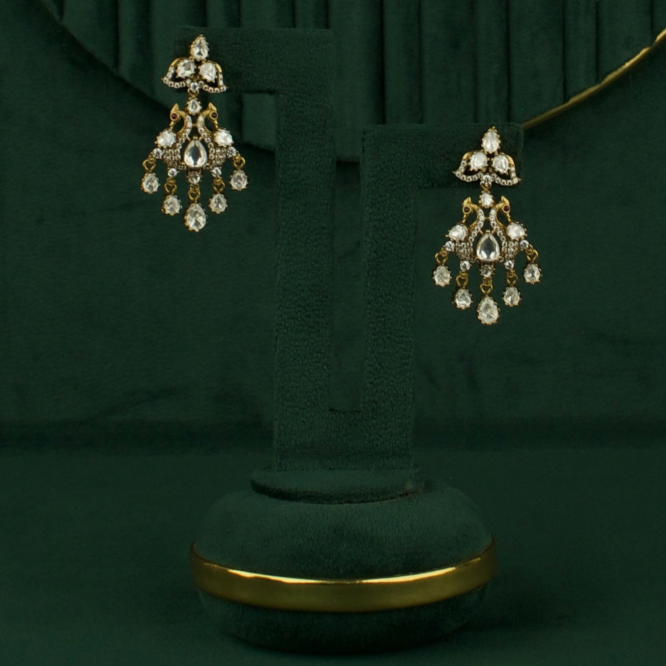 Dazzling Sleek Mango design Polki Victorian Necklace with Matching Earrings