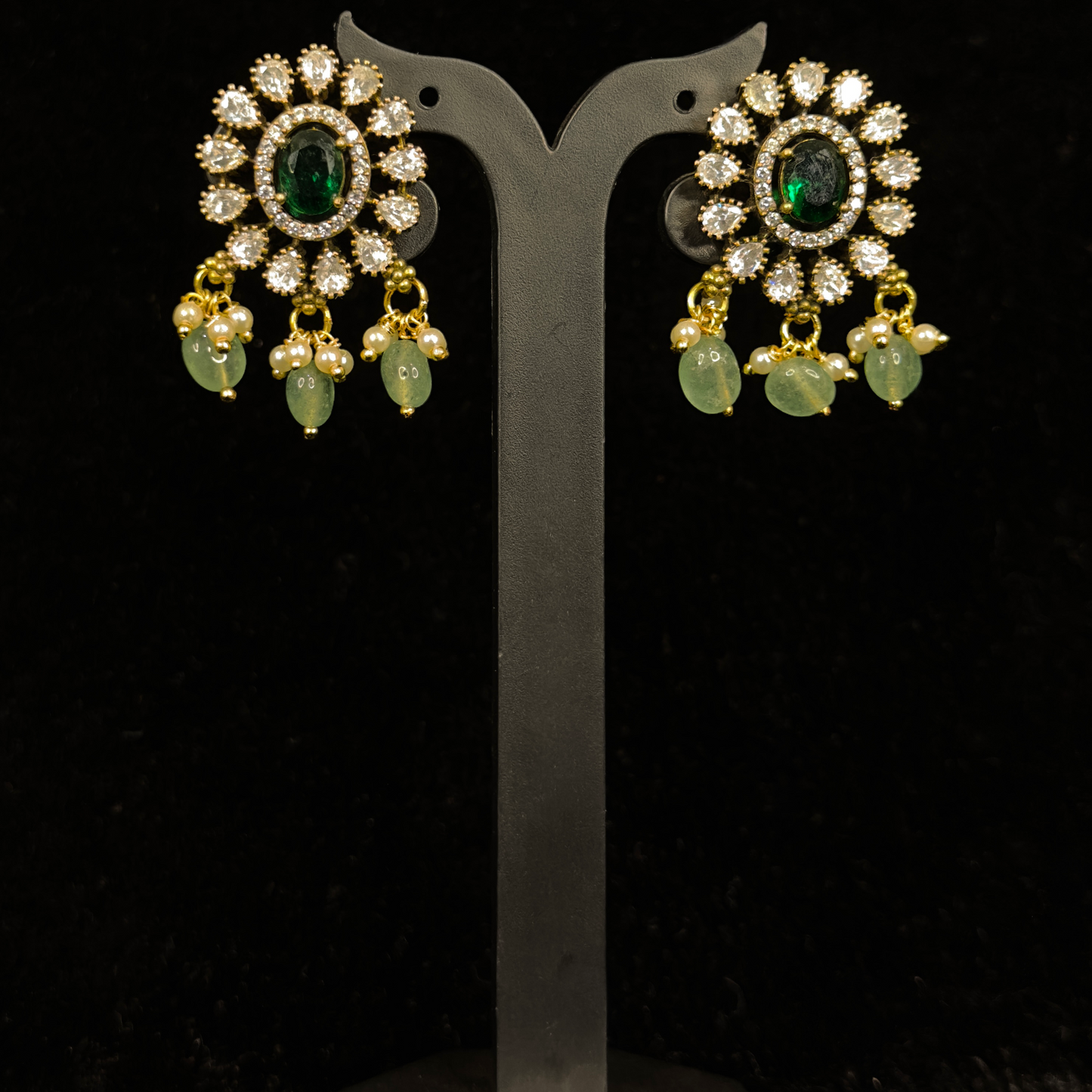 Modest Victorian polki Stud Earrings with Russians beads