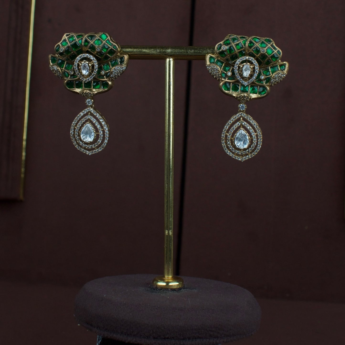 Exquisite Victorian Polki Necklace Set with Kundan Fusion