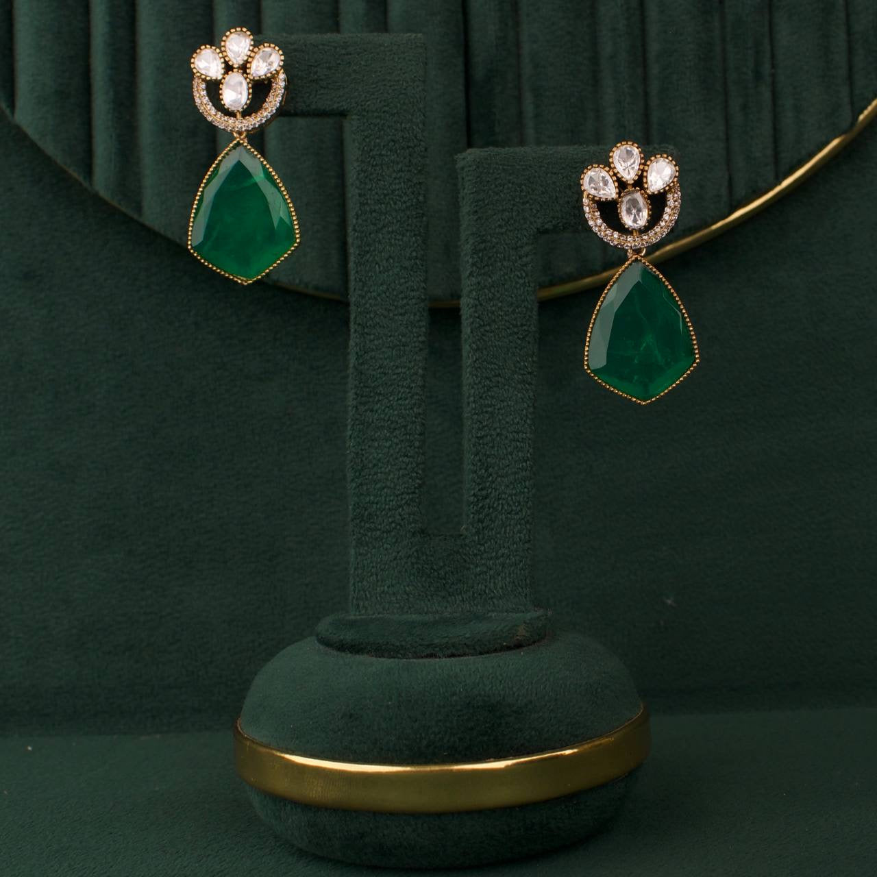 Sleek Moissanite Polki Choker Set With Matching Earrings