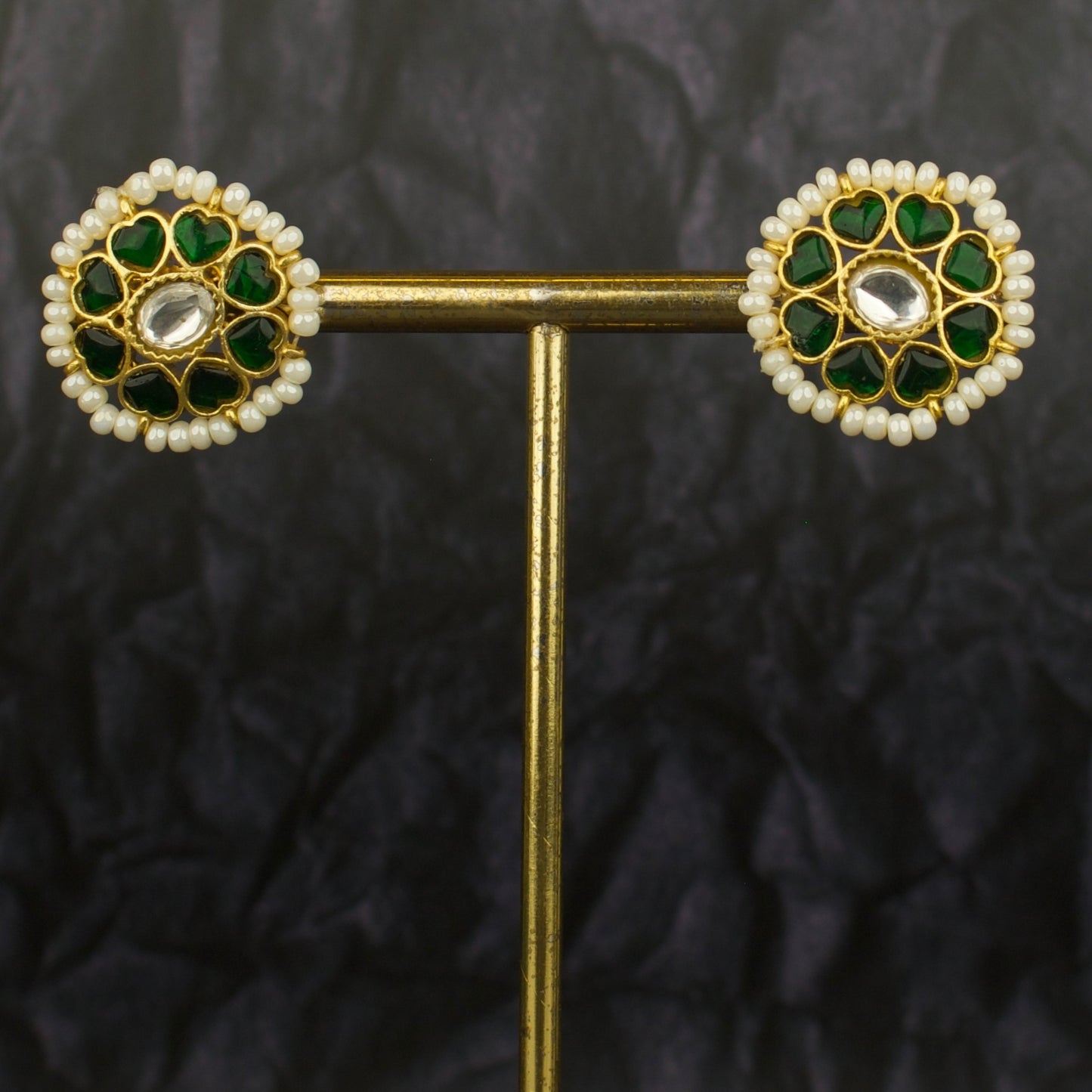 Impressive Jadau Kundan Stud Earrings