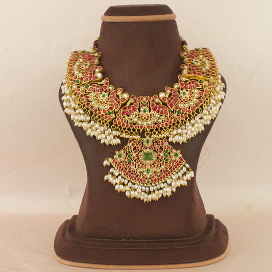 Traditional Design Jadau Kundan Short Necklace with Guttapusalu Hanging