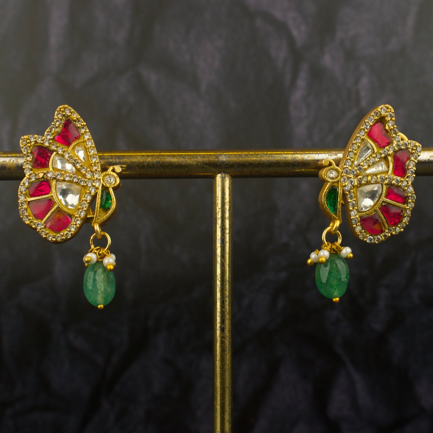Classic Design With Jadau Kundan Stud Earrings