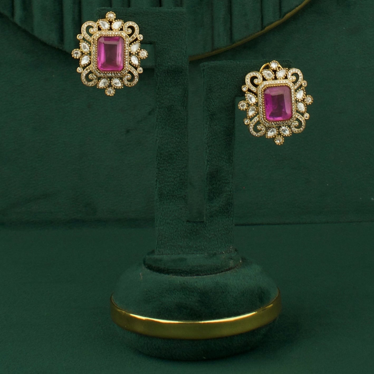 Royal Elegance Design Polki Victorian Necklace with Matching Earrings